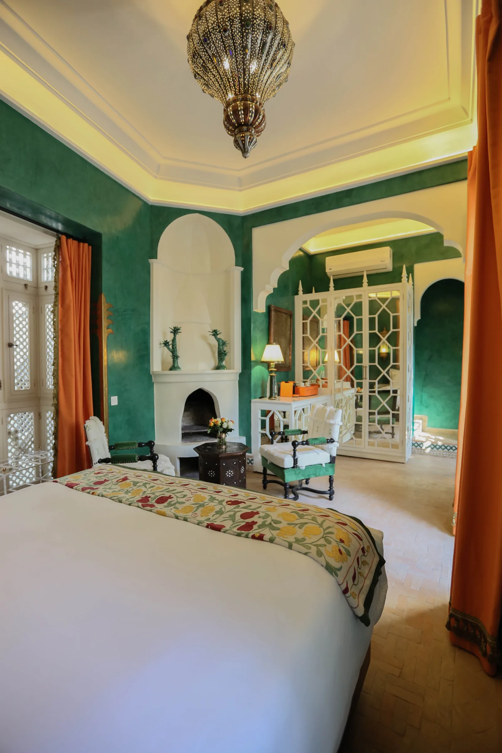 Emerald Suite